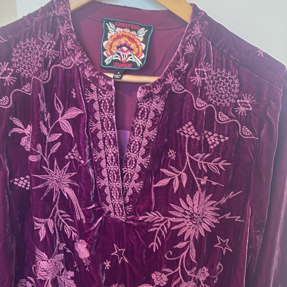 Women tops in good condition please see in photos - Picture 3 of 7